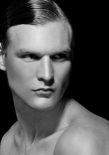 Chris L