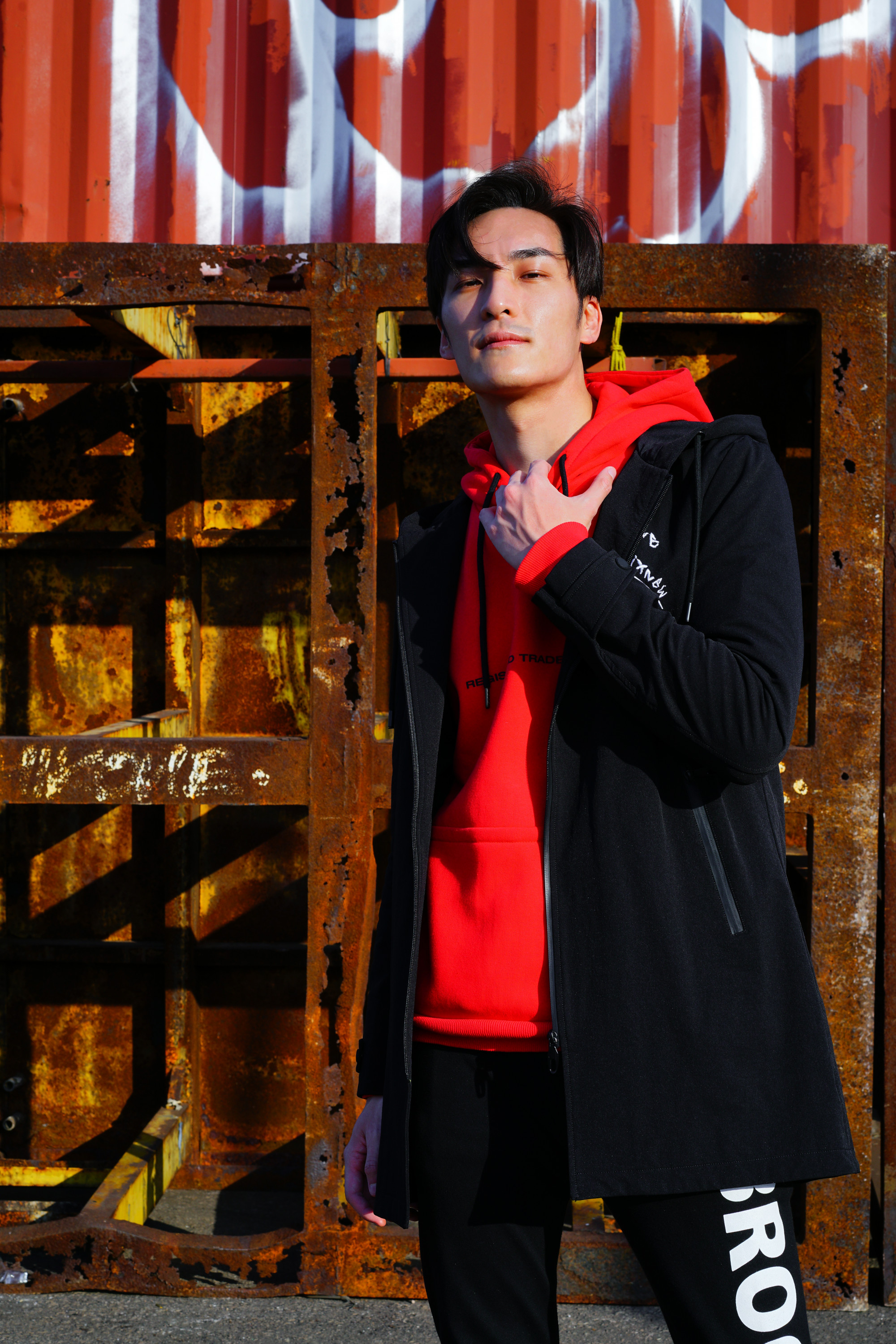 Neo L