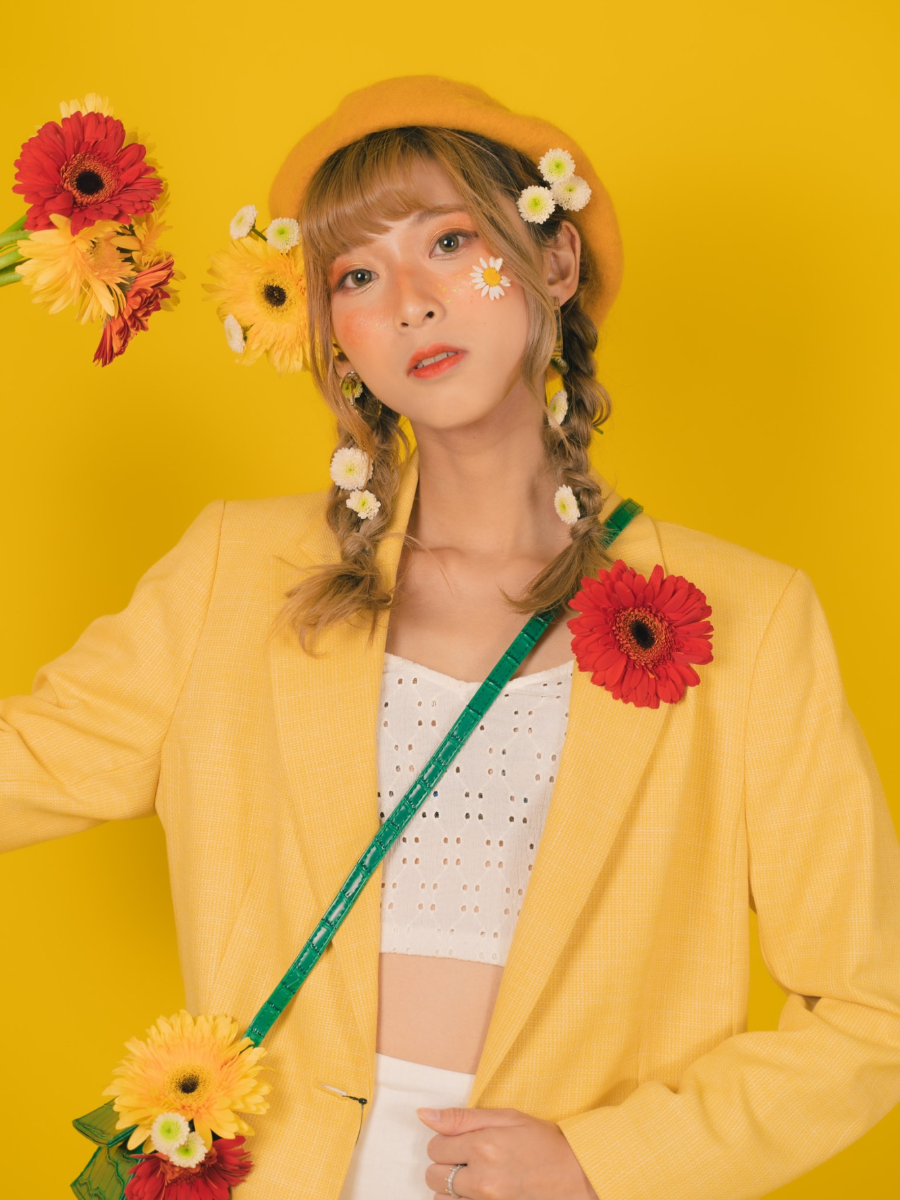 Vivienne W