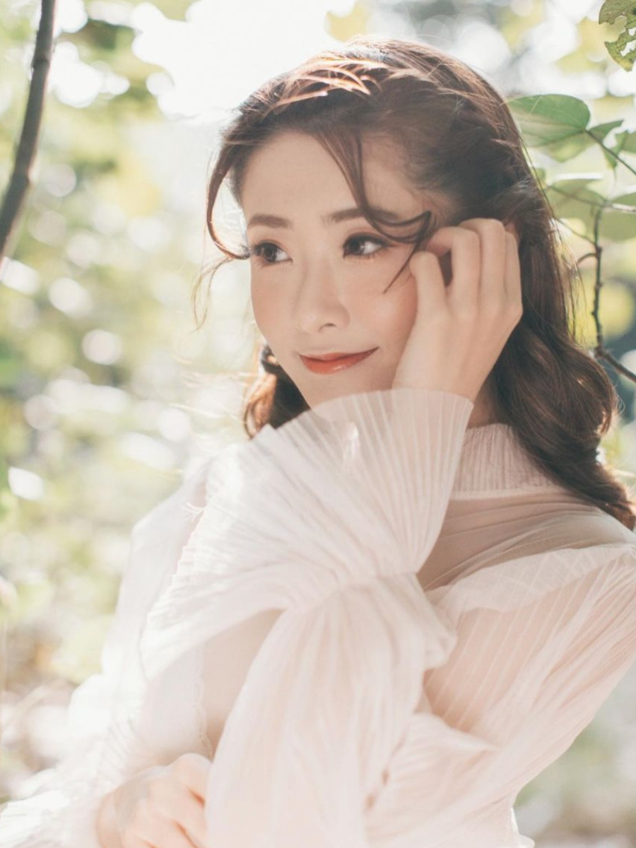 Jeannie L