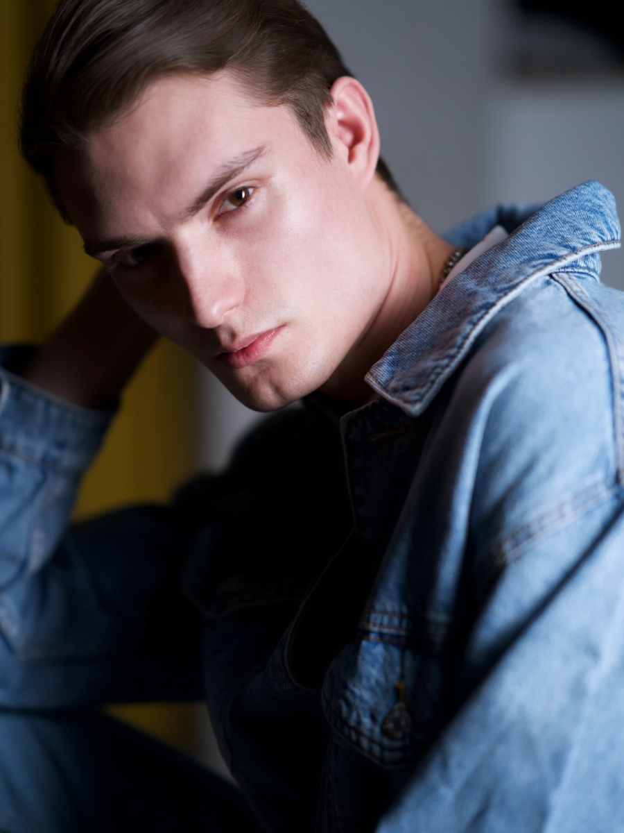 Alexander L