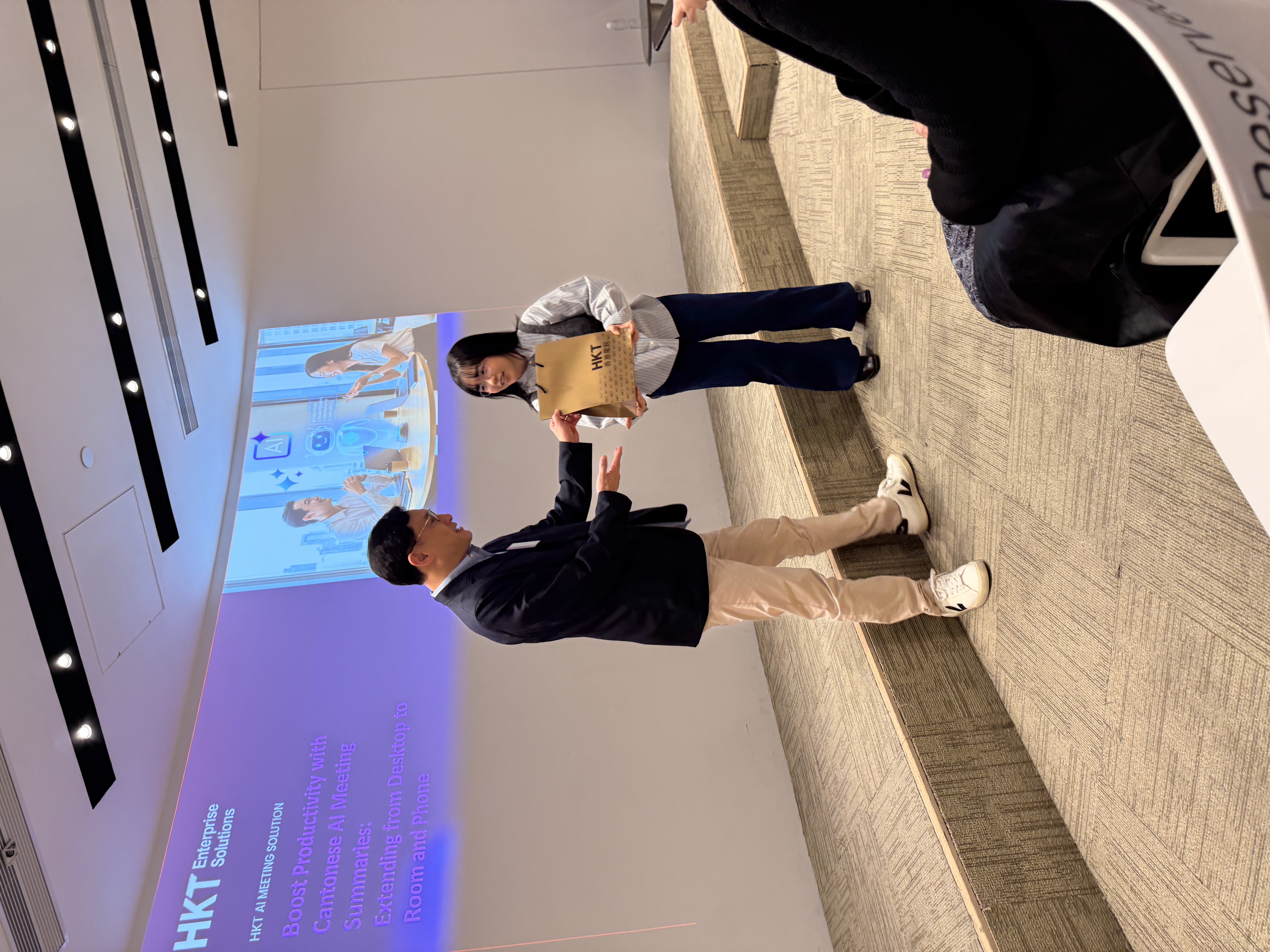 ve0gVJTlSRTrmLdvEUUcaCtX4IxHss-metaSU1HXzkwMDYuSlBH-