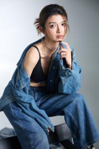 Florrie Y - Portfolio Thumbnail 1 | Divine Model Agency