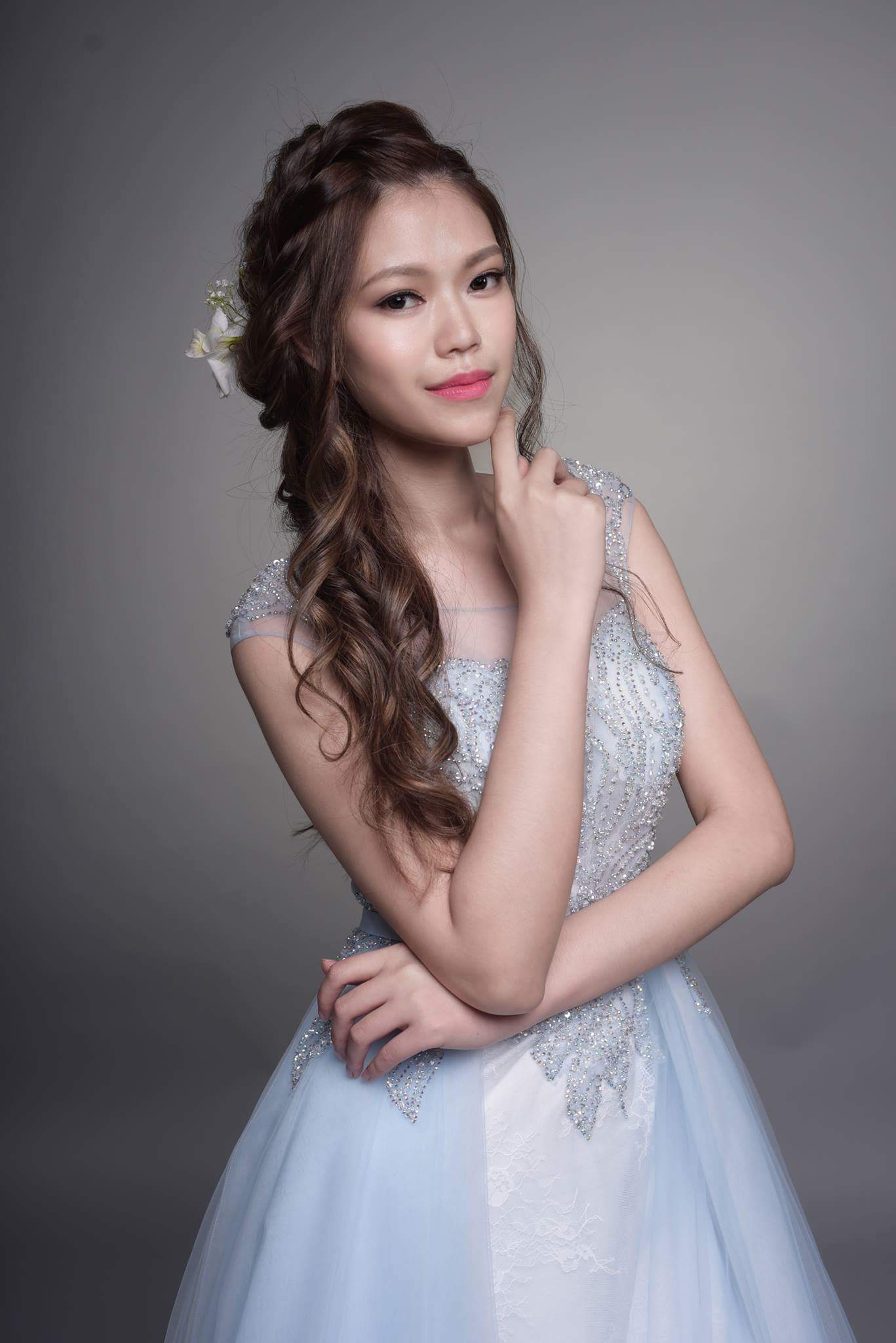 Aliena T